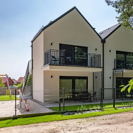 Appartement W Sam By Klif - Dwupoziomowy Z 2 Sypialniami Balkonem Widokiem Na Las, Parkingiem *