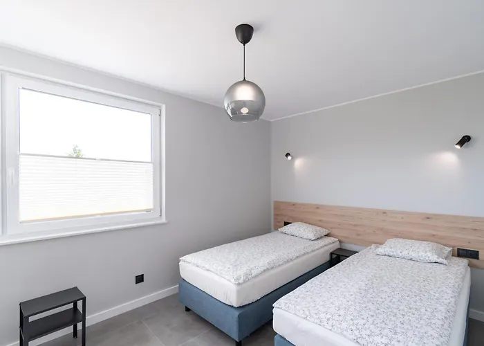 W Sam By Klif - Dwupoziomowy Z 2 Sypialniami Balkonem Widokiem Na Las, Parkingiem Lägenhet