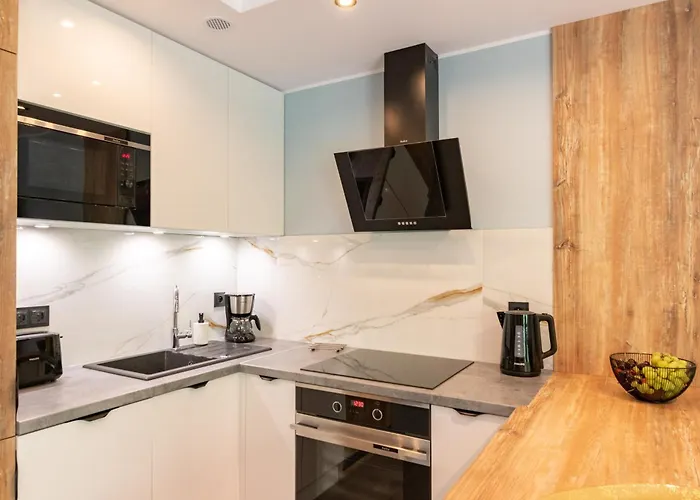 Lägenhet W Sam By Klif - Dwupoziomowy Z 2 Sypialniami Balkonem Widokiem Na Las, Parkingiem *