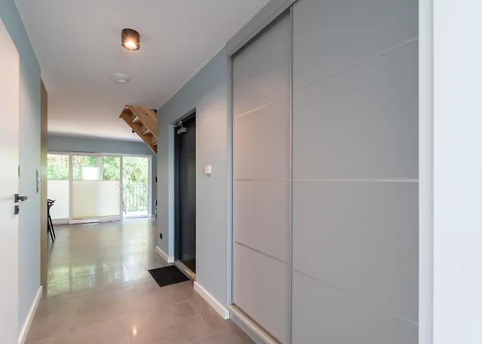 W Sam By Klif - Dwupoziomowy Z 2 Sypialniami Balkonem Widokiem Na Las, Parkingiem Lägenhet Ustka