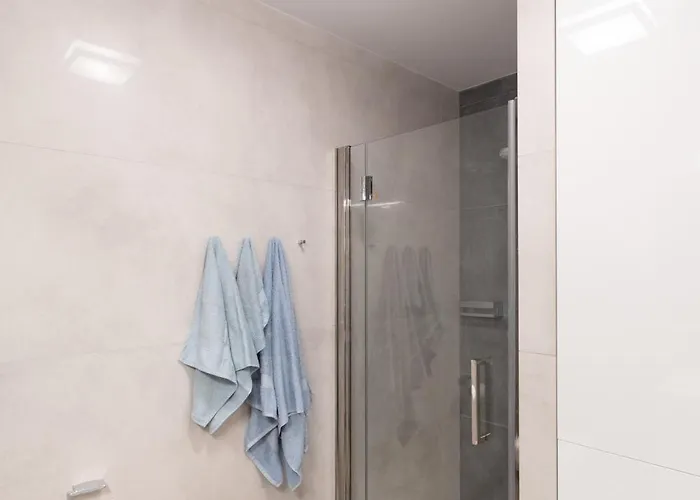 W Sam By Klif - Dwupoziomowy Z 2 Sypialniami Balkonem Widokiem Na Las, Parkingiem Ustka